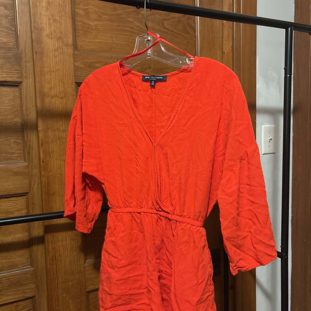 One Clothing Romper Womens Small Red Flowy Loose Pleated Wrap Pockets Jumpsuit